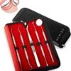 Newide Professionele Tandarts Set Met Luxe Etui – Tandsteen Verwijderaar – RVS Tandarts Setje – Tandenstokers – Tandartshaakje – Tand Verzorging Gereedschap Set – Tandplak Verwijderaar -Lichaamsverzorging Winkel 1001x1200 2