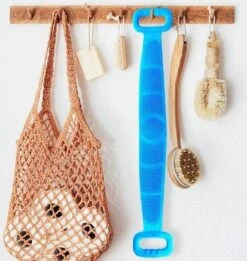 Merkloos Rug Scrubber - Doucheborstel - Lange Lichaamsborstel - Dubbelzijdig Design - 70CM - Rugborstel - Krabber - Douche - Bad - Badborstel - Rug Krabber Siliconen - Massage Borstel - Bath Towel - Back Scrubber - -Lichaamsverzorging Winkel 1136x1200 7