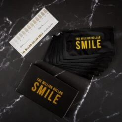 The Million Dollar Smile® - Teeth Whitening Strips - Crest Whitestrips -Tandenbleken - 28 Bleekstrips - 14 Behandelingen - Professionele Tandenbleek Strips - Tandenblekers - Wittere Tanden - Zonder Peroxide - Tanden Bleken - 15 The Million Dollar Smile® - Teeth Whitening Strips - Crest Whitestrips -Tandenbleken - 28 Bleekstrips - 14 Behandelingen - Professionele Tandenbleek Strips - Tandenblekers - Wittere Tanden - Zonder Peroxide - Tanden Bleken - -Lichaamsverzorging Winkel 1200x1200 1399