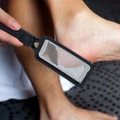 Christian Deluxe® - Professionele Voetvijl - Voetvijl Eelt - Professionele Eeltrasp - Eeltvijl - Professionele Callus Remover 13 Christian Deluxe® - Professionele Voetvijl - Voetvijl Eelt - Professionele Eeltrasp - Eeltvijl - Professionele Callus Remover -Lichaamsverzorging Winkel 1200x1200 151