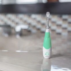 Luvion 250S - Sonische Elektrische Tandenborstel Voor Baby En Peuter - 0 T/m 4 Jaar - Met Timer -Lichaamsverzorging Winkel 1200x1200 1578