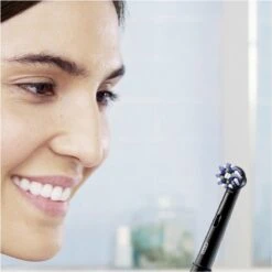 Oral B Oral-B Pro 2 2000 - Elektrische Tandenborstel - Zwart, Wit -Lichaamsverzorging Winkel 1200x1200 1610