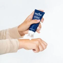 Herome Handcreme - Daily Protection SPF 8 - Voor De Dagelijkse Verzorging, Beschermend En Trekt Snel In - 75ml. -Lichaamsverzorging Winkel 1200x1200 24