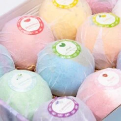 Bruisballen - Bruisballen Voor Bad - Kind - 12 Stuks - XXL Formaat - 12 Verschillende Geuren - 100 Gram 19 Bruisballen - Bruisballen Voor Bad - Kind - 12 Stuks - XXL Formaat - 12 Verschillende Geuren - 100 Gram -Lichaamsverzorging Winkel 1200x1200 761