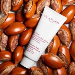 Clarins Hand & Nail Treatment Cream Handcrème - 100 Ml 13 Clarins Hand & Nail Treatment Cream Handcrème - 100 Ml -Lichaamsverzorging Winkel 1200x1200 9